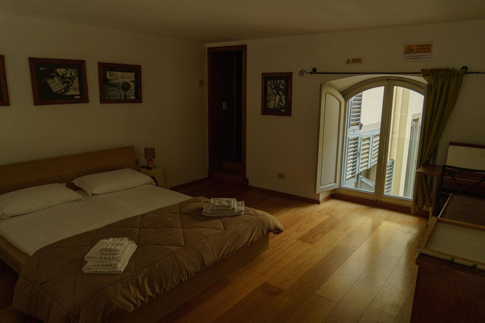 Nice One Bedroom In Historical Building Florença Exterior foto