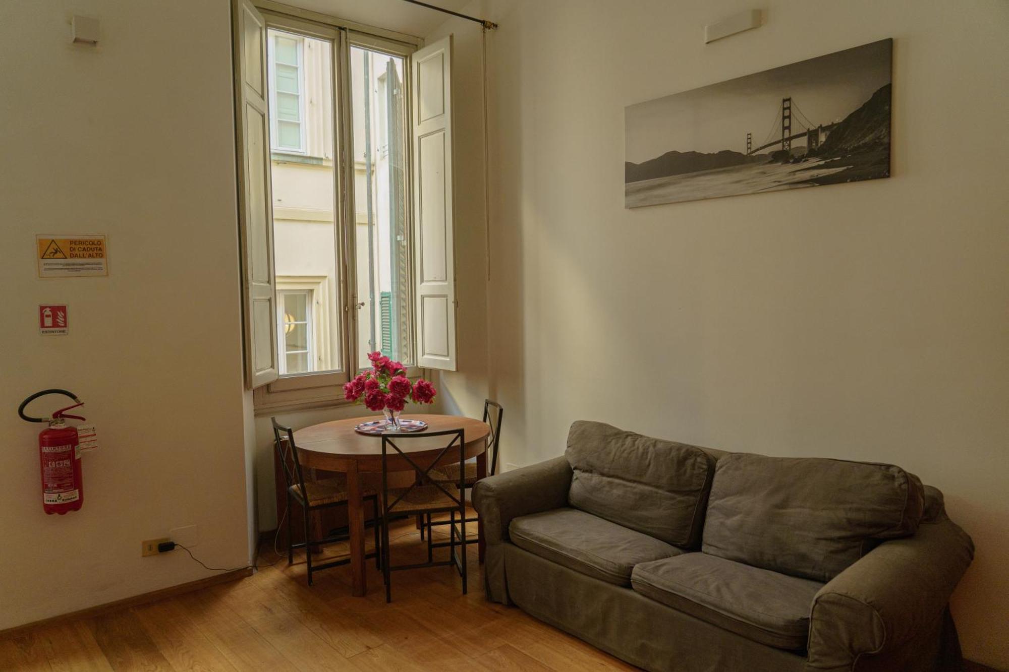 Nice One Bedroom In Historical Building Florença Exterior foto